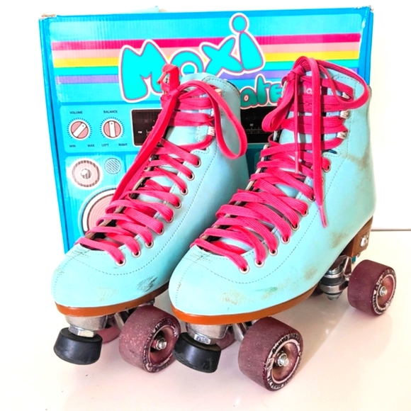 moxi Other - Moxi Beach Bunny Roller Skates sky Blue Size 9